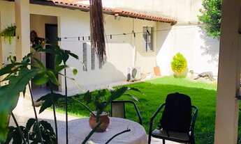 Imagem 5: Casa para venda com 200 metros quadrados com 4 quartos em Jardim Camburi - Vitória - Espír