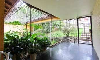 Imagem 2: Casa para Venda - 250m², 3 dormitórios, 1 vaga - Teresópolis