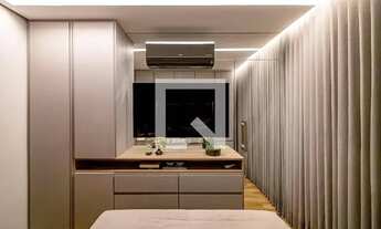 Imagem 2: Apartamento para aluguel tem 70 metros quadrados com 2 quartos em Savassi - Belo Horizonte