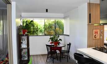 Imagem 2: SQN 402 Maravilhoso Apartamento de 2 q, Reformadissimo, cozinha gourmet com 2 banheiros