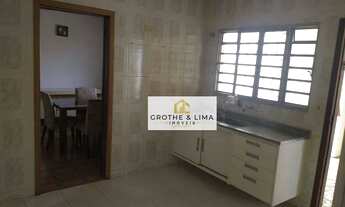 Imagem 4: CASA A VENDA NO SATÉLITE AMPLA AREJADA -290M²-3VAGAS DE GARAGEM-3QUARTOS-BEM LOCALIZADA