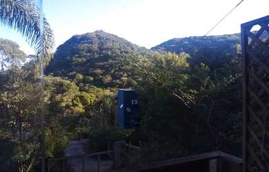 Imagem 5: Casa para aluguel tem 75 metros quadrados com 2 quartos em Pântano do Sul - Florianópolis