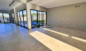 Imagem 3: Casa em Condomínio para Venda em Aparecida de Goiânia, Residencial Parqville Jacarandá, 4