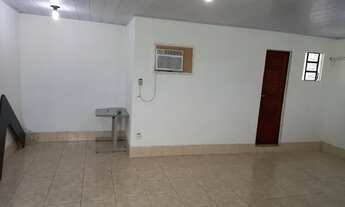 Imagem 2: Praça 14 de Janeiro - Manaus 9 8 1 0 6 3 2 3 1