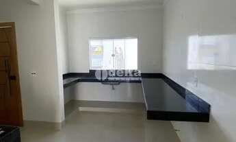 Imagem 3: Casa à venda, 3 quartos, 1 suíte, 2 vagas, Jardim Europa - Uberlândia/MG