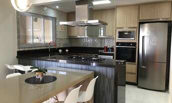 Imagem: Casa à venda em condomínio, com 176m²