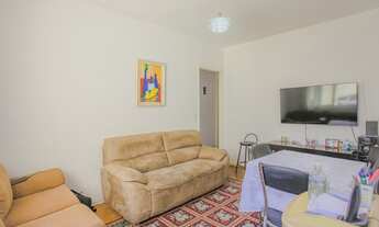 Imagem 2: Em andar alto, iluminado e tranquilo em edifício super bem localizado ao lado da Santa Cas