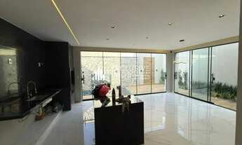 Imagem: COND. ARBRE CASA DE 200 METROS, 4/4 SENDO