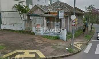 Imagem 2: Casa à venda Avenida Andaraí, Passo da Areia - Porto Alegre