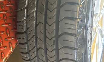 Imagem 2: Vendo 4 pneus seminovos e 4 rodas aro 16 tracker 2020/2024