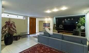 Imagem 2: Casa à Venda - Ouro Preto, 6 Quartos, 350 m2