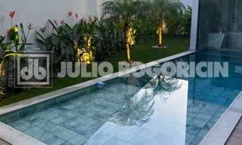 Imagem 4: Casa Condomínio Riviera del Sol / 440m² / 5 suítes / Luxo