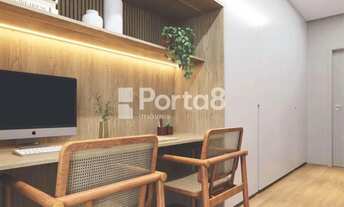 Imagem 6: Casa com Padrão Arquitetônico Exclusivo no Prime Impper: Conforto com Três Suítes e Garage