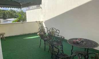 Imagem 7: Sobrado 3 suítes 404 Sul Acesso por 2 ruas Excelente Localização