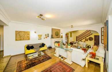 Imagem 4: Casa com conforto e lazer de sobra no Vale do Ipê para venda