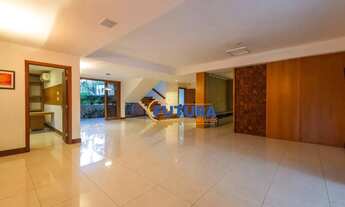 Imagem 2: Excelente Casa de Luxo com 4 Suítes em Condomínio Exclusivo SMDB Conjunto 12-E