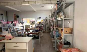 Imagem 3: Térrea para venda com 100 metros quadrados com 3 quartos em Jardim Aero Rancho - Campo Gra