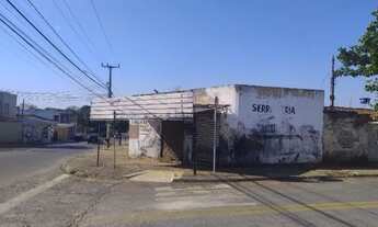 Imagem 2: VENDA URGENTE! NEGOCIÁVEL! Casa Espaçosa e Versátil no Setor Crimeia Leste