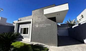 Imagem: Casa Térrea com Piscina no Bairro Pedra