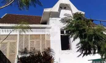 Imagem: Casa para venda com 6 quartos, 800m²