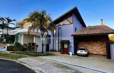 Imagem: Lindo sobrado no Condominio Resedás