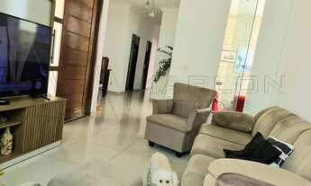 Imagem 2: Casa em Caminho do Sol, 3 quartos, 1 suíte, varanda, 133m²