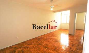 Imagem 2: Ótima acessibilidade, próximo de todo comércio, metrô, reformado !