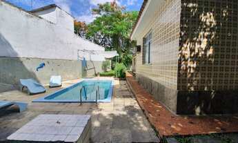 Imagem 7: Paquetá casa com quintal, jardim e piscina excelente preço
