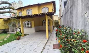 Imagem 5: Casa para venda com 220 metros quadrados com 5 quartos em Jardim Camburi - Vitória - ES