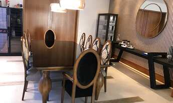 Imagem 7: Casa à venda com 687 m² sendo 5 dormitórios, 4 suítes e 5 vagas de garagem no bairro do