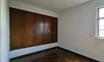 Imagem 6: 4 Quartos, Funcion?rios