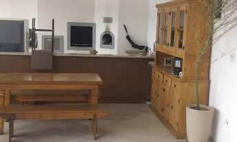 Imagem 5: Casa de condomínio sobrado para venda possui 437 metros quadrados com 5 quartos