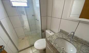 Imagem 4: Apartamento de 2 quartos, sala cozinha com área de serviço e banheiro, 1 vaga de garagem d