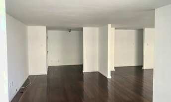 Imagem 4: Copacabana-Av N S Copacabana, Posto 6, 210m2, 4 quartos, suíte, deps, vaga garagem, R$ 5.5