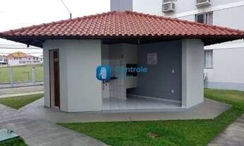 Imagem 7: Apartamento mobiliado com 02 dormitórios no bairro Ipiranga, São José/SC