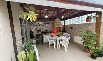 Imagem 2: Lindo sobrado à venda, reformado recentemente e pronto para morar no bairro Demarchi, São