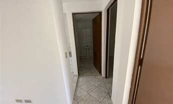 Imagem 5: Apartamento com 2 dormitórios para alugar, 51 m² por R$ 700/mês - Jardim Itatiaia