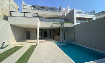 Imagem 6: CASA TRIPLEX COM 4 SUÍTES, À VENDA NO CONDOMÍNIO INTERLAGOS DE ITAÚNA NA BARRA DA TIJUCA