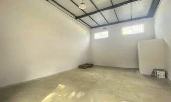 Imagem 2: Loja 02 medindo 80 M² Rua P 25 St. dos Funcionários