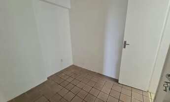 Imagem 5: Alugo apartamento com 02 quartos, mais um reversível na Torre - Recife - PE