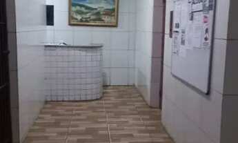 Imagem: Kitnet na Conde da Boa Vista. Edf. Canadá