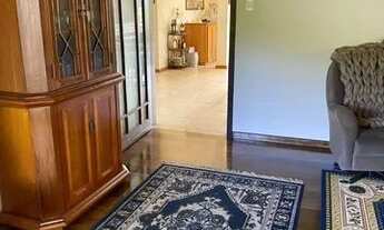 Imagem 4: Casa em Estilo Colonial em Condomínio Fechado