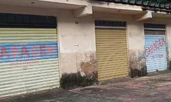 Imagem: Casa Comercial Bem Antiga com Barracão