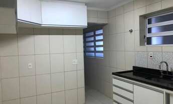 Imagem 4: Apartamento com 02 dormitórios, sala ampla, cozinha, banheiro e lavanderia possui academi