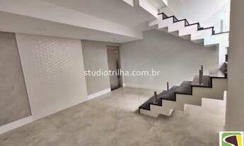 Imagem 2: LINDO SOBRADO NO RESIDENCIAL JAGUARY, 435m², 4 SUÍTES