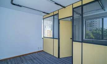 Imagem 2: Sala/Conjunto para venda possui 34 metros quadrados com 1 quarto em Cidade Monções - São P