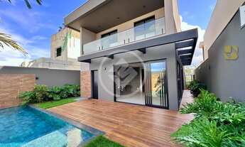 Imagem 3: SOBRADO EXUBERANTE EM CONDOMÍNIO FLORAIS DO PARQUE, 5 SUÍTES,2 SALAS, BANHEIRO NA ÁREA DE