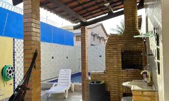 Imagem 5: Imóvel para venda possui 200 metros quadrados com 3 quartos