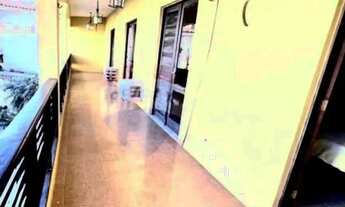 Imagem 2: Imóvel para aluguel possui 300 metros quadrados com 4 quartos