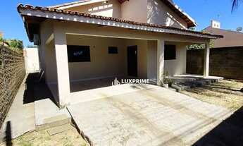 Imagem 2: Casa com 3 dormitórios à venda, 180 m² por R$ 650.000 - Plano Diretor Sul